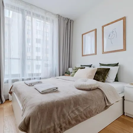 Wola Relaksu: Centrum, Kawa, Klima Apartment